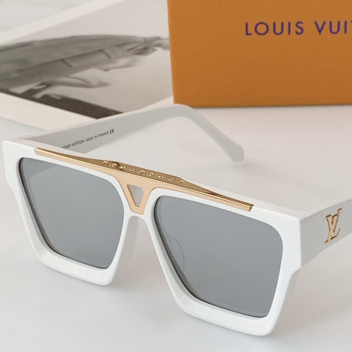 l**is V*t*n 1.1 evidence sunglasses z1503e