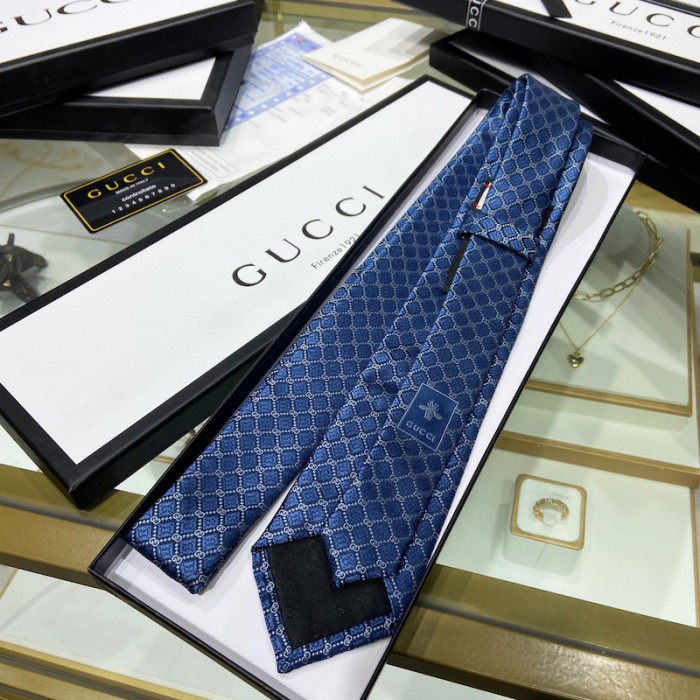 G*u*i gg and rhombus motif silk tie blue