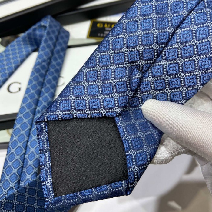 G*u*i gg and rhombus motif silk tie blue