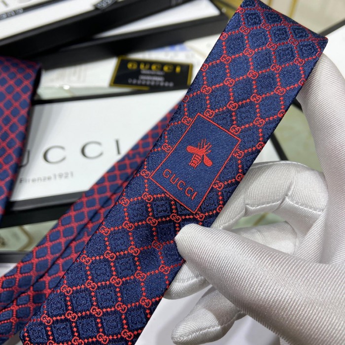 G*u*i gg and rhombus motif silk tie navy / red