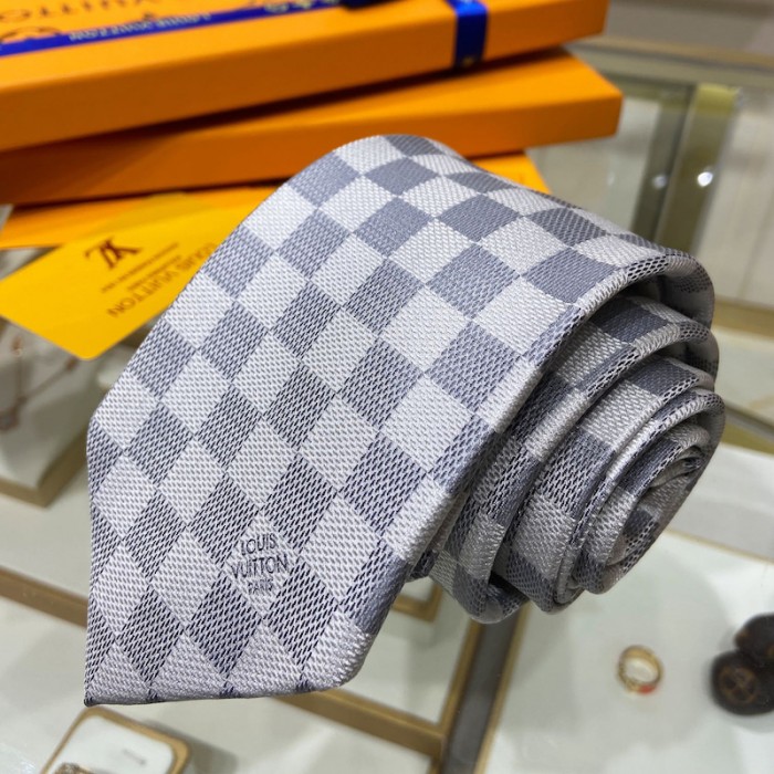 l**is V*t*n damier classique tie m71214