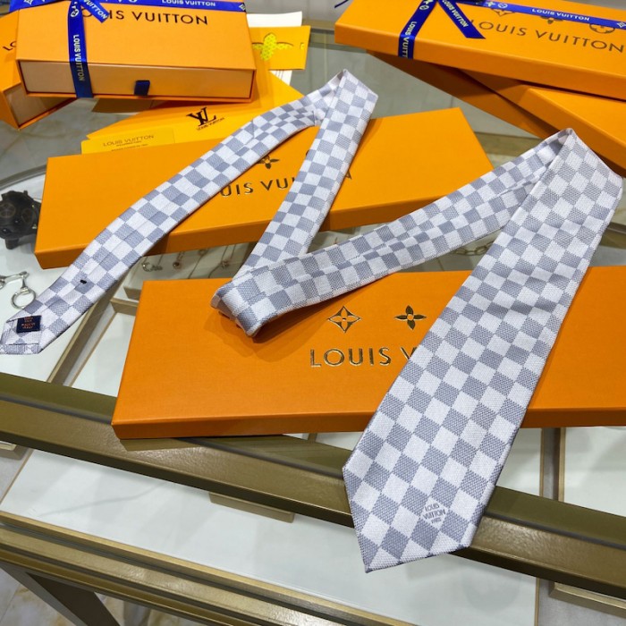 l**is V*t*n damier classique tie m71214