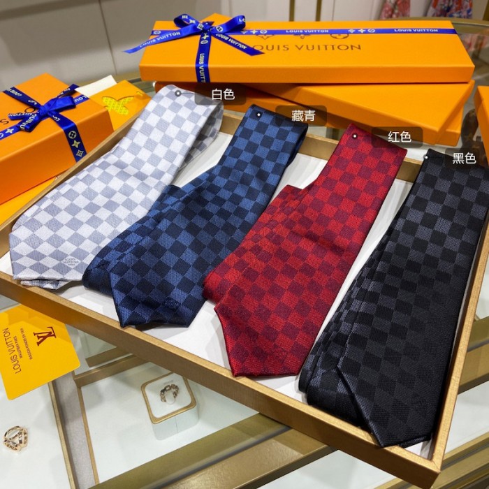 l**is V*t*n damier classique tie m71214
