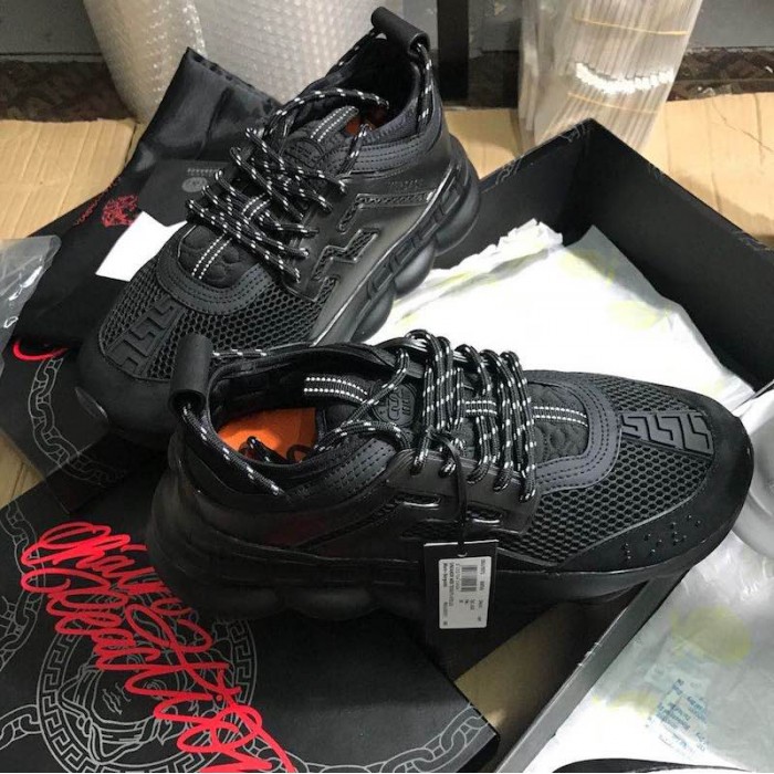 Versace Chain Reaction Sneakers Black / Black