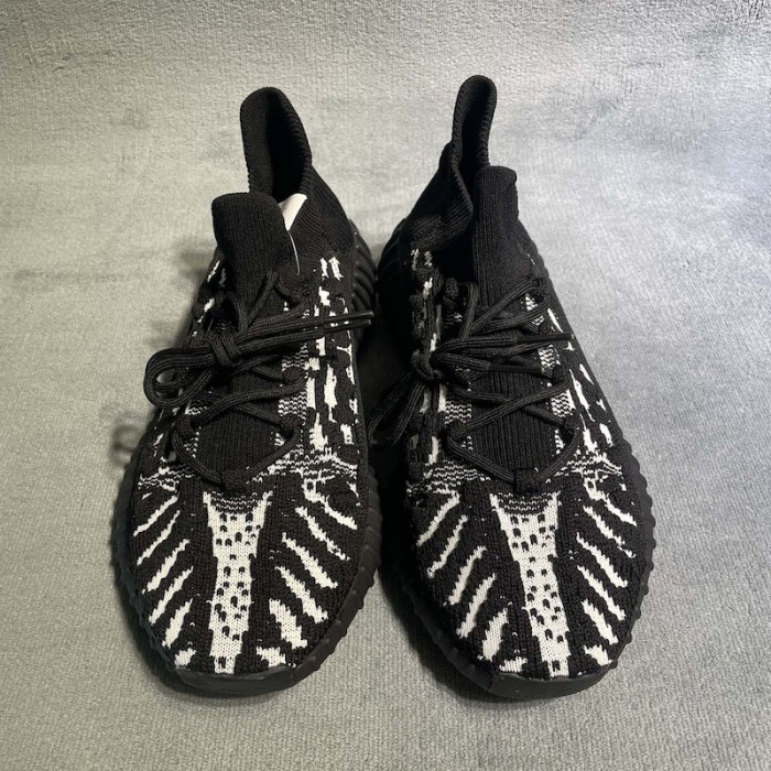 Ad*s yeezy boost 350 v2 cmpct “slate black”