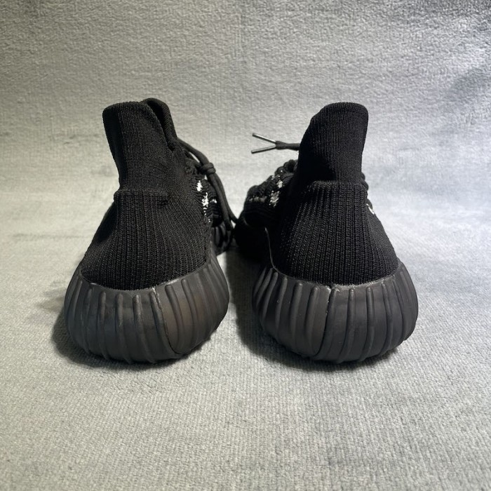Ad*s yeezy boost 350 v2 cmpct “slate black”