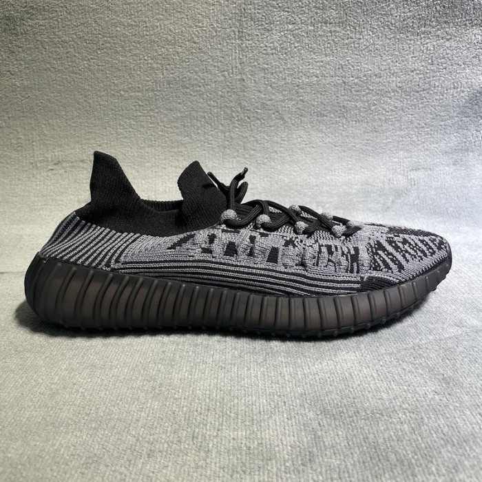 Ad*s yeezy boost 350 v2 cmpct “slate carbon”