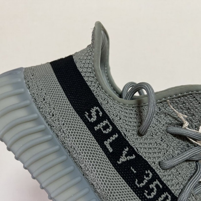 Ad*s yeezy boost 350 v2 granite core black