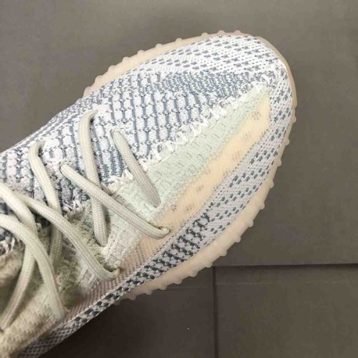 Yeezy Boost 350 V2 Cloud White