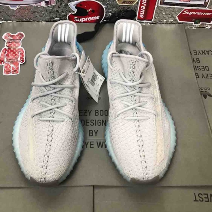 Yeezy Boost 350 V2 Grey / Blue