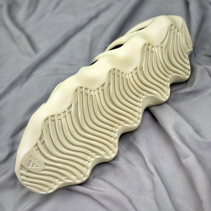 Ad*s yeezy 450 cloud black