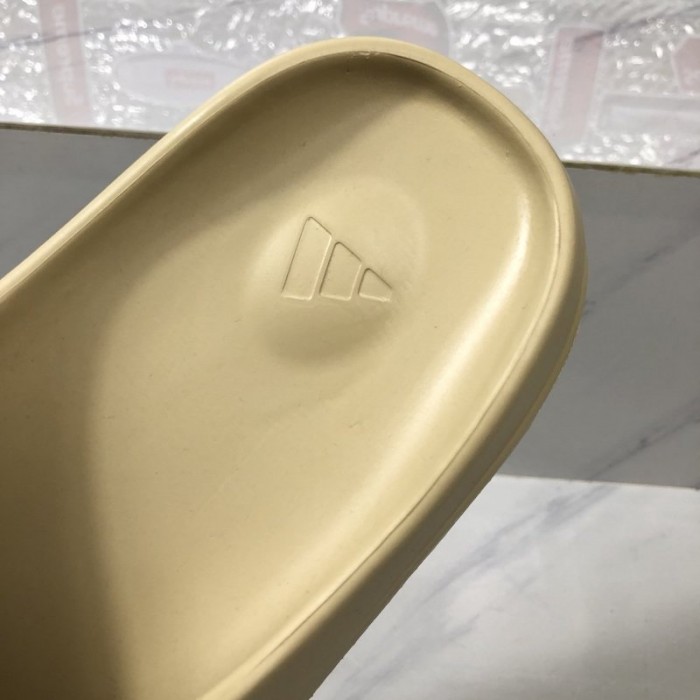 Ad*s yeezy slide sandals desert sand