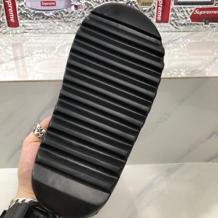 Ad*s yeezy slide sandals black