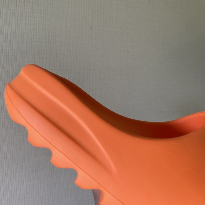 Ad*s yeezy slide enflame orange