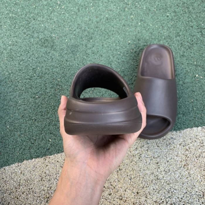 Ad*s yeezy slide sandals soot brown