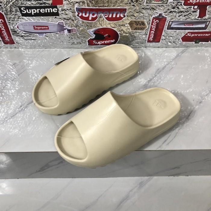Ad*s yeezy slide sandals bone