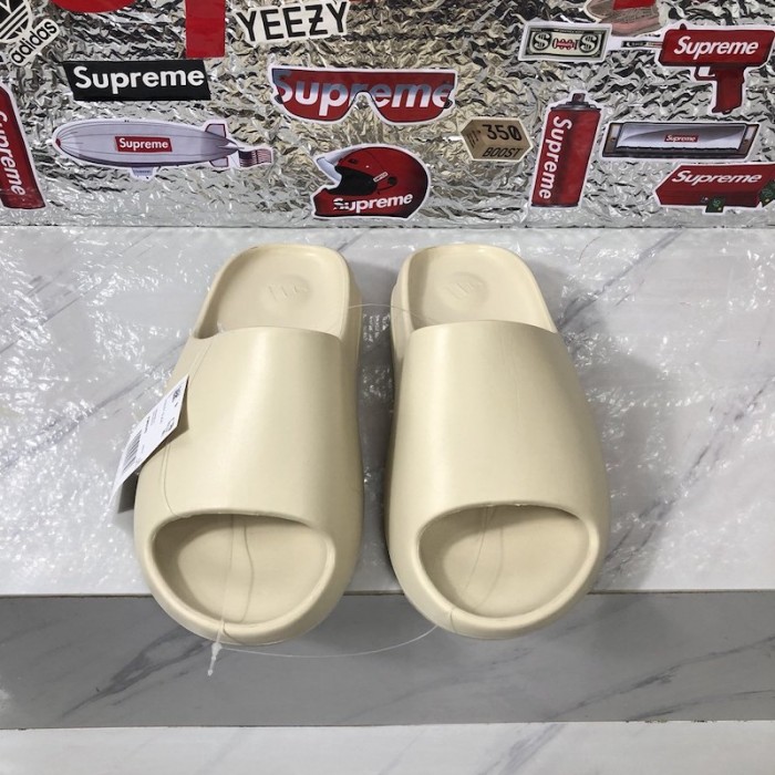 Ad*s yeezy slide sandals bone