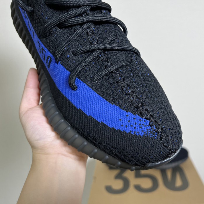 Ad*s yeezy boost 350 v2 dazzling blue