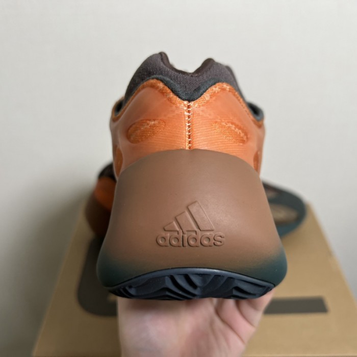 Ad*s yeezy 700 v3 copper fade