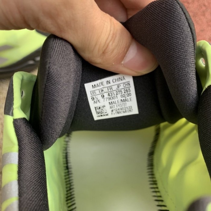 Yeezy Boost 700 MNVN Phosphor