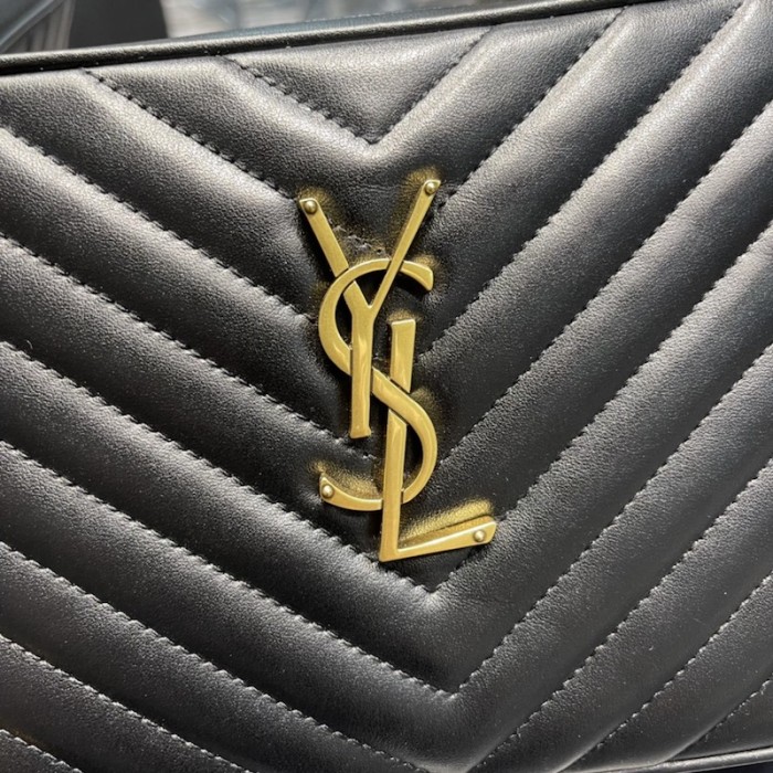 Saint Laurent Lou Camera Bag in Quilted Leather Black / Gold